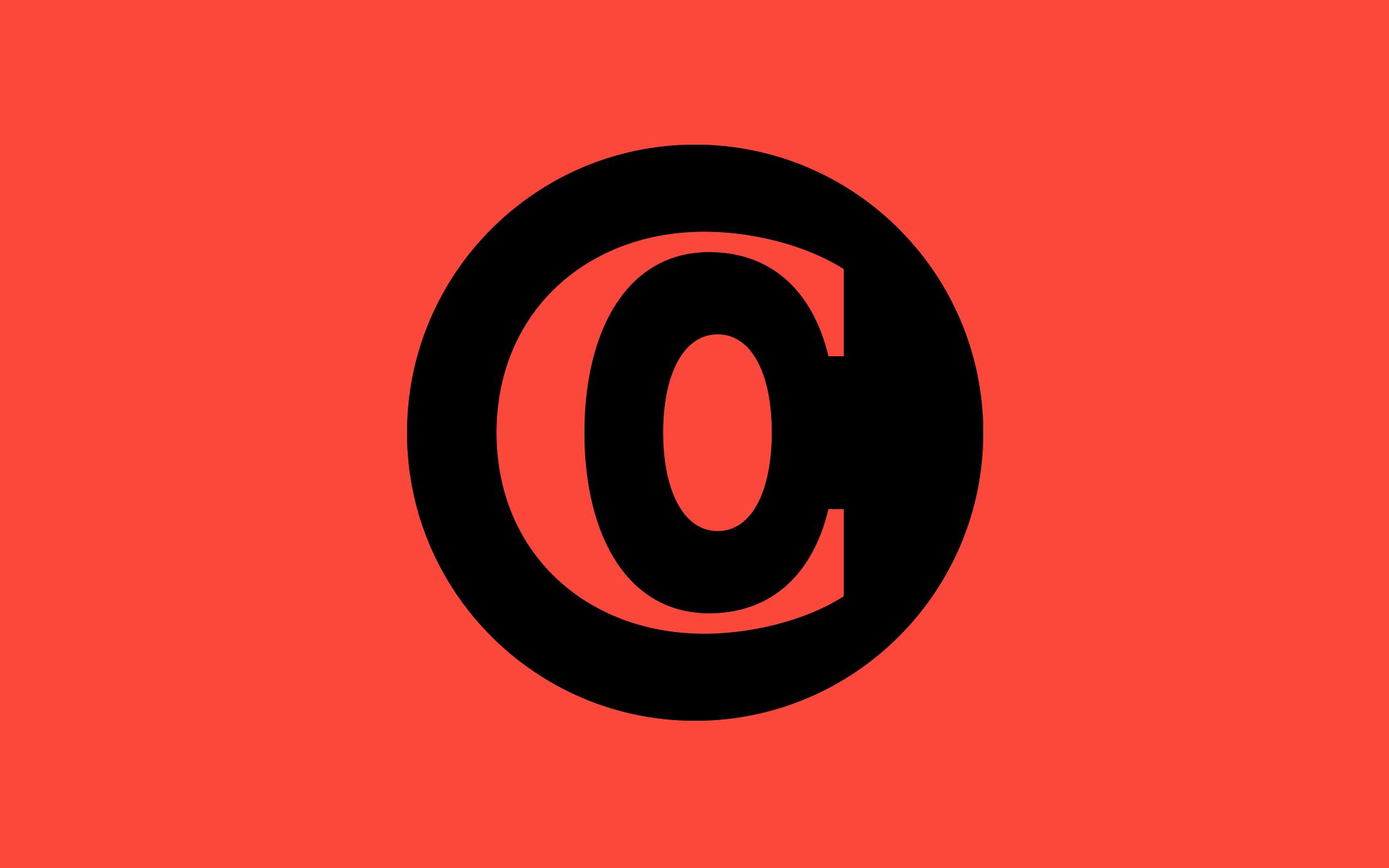 Logo formant un C sur fond rouge